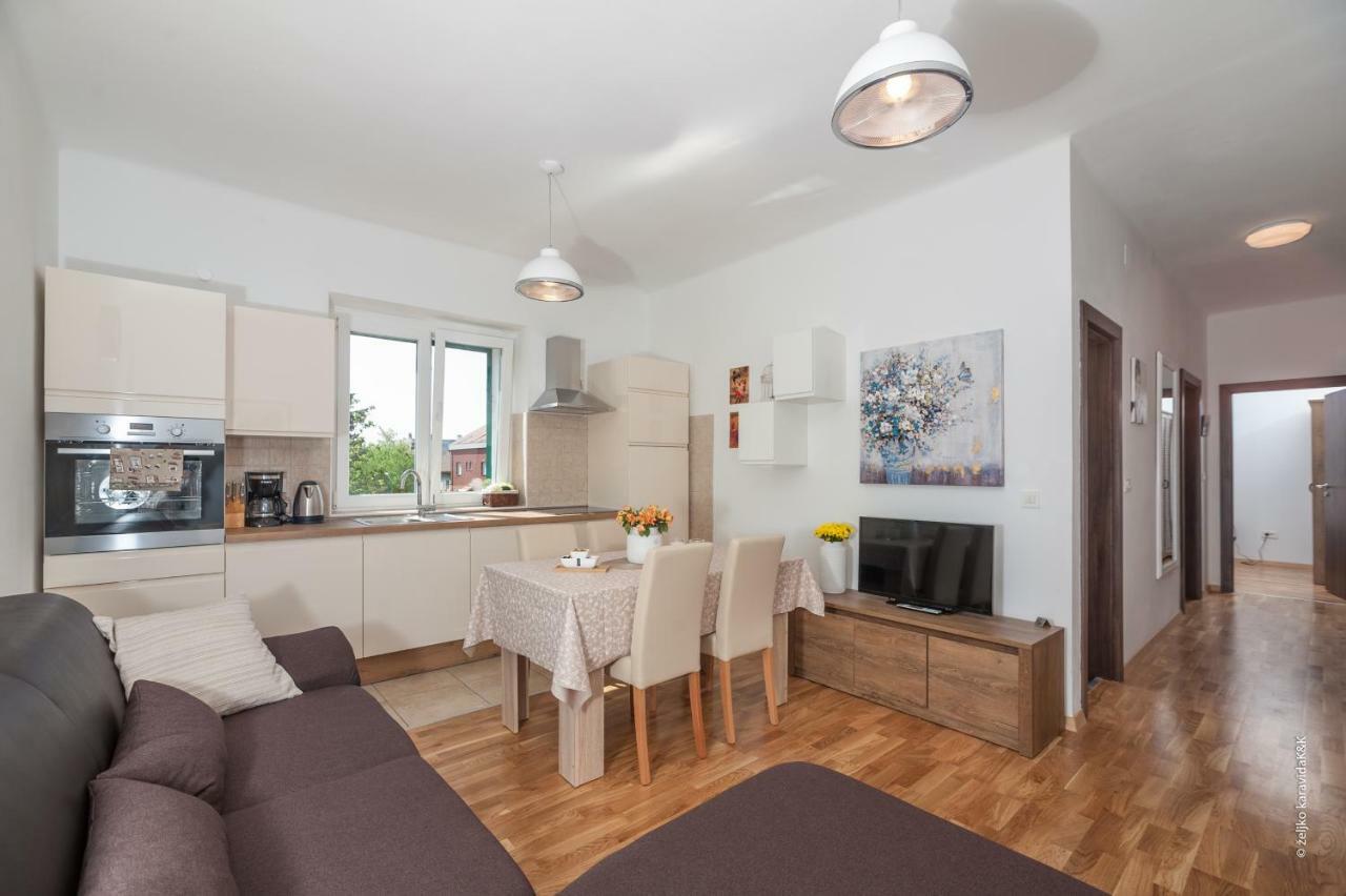 Apartment Sunny Place Zadar Bagian luar foto