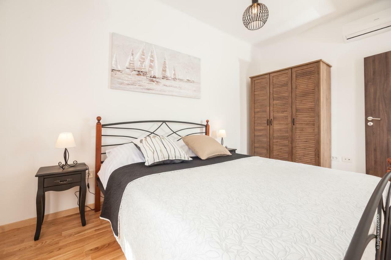 Apartment Sunny Place Zadar Bagian luar foto